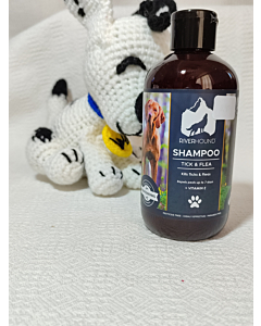 River Hound Tick & Flea Shampoo 250ml
